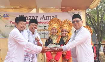 Bupati Bengkalis Buka Bazar Amal Yayasan IKHD Duri